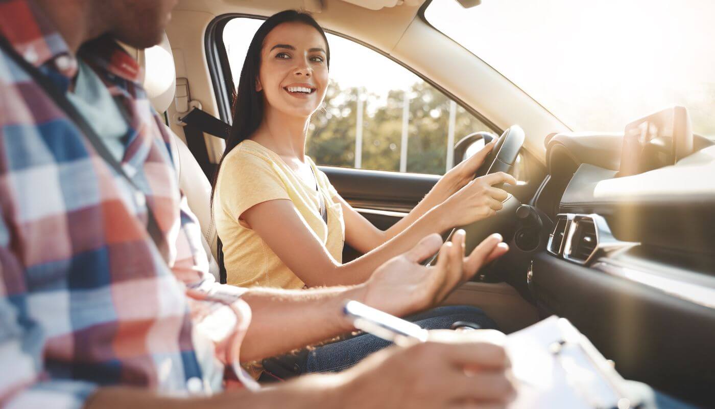 Driviology MTO-approved driving school in Toronto - learn to drive with confidence